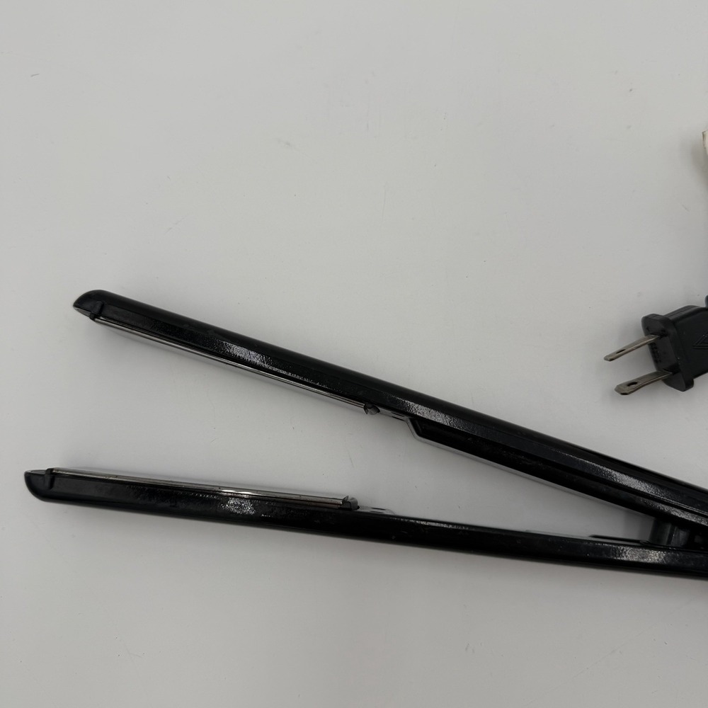 BABYLISS PRO Nano Titanium Thin Black 1" Hair Straightener Flat Iron 450F - Picture 8 of 9